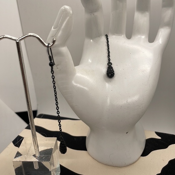 Black Rhinestone Drop Chain Earrings - Picture 3 of 7